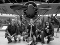 The Hard Rockets w Old Timers Garage